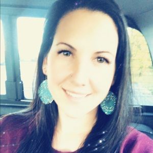 Meet your Posher, Carly